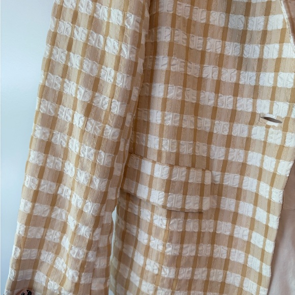 Camila Coelho Checkered Blazer and Shorts Set - Picture 6 of 10